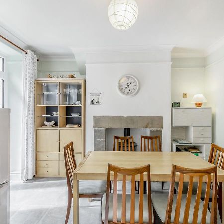 Rosskeen Villa Tideswell Ngoại thất bức ảnh