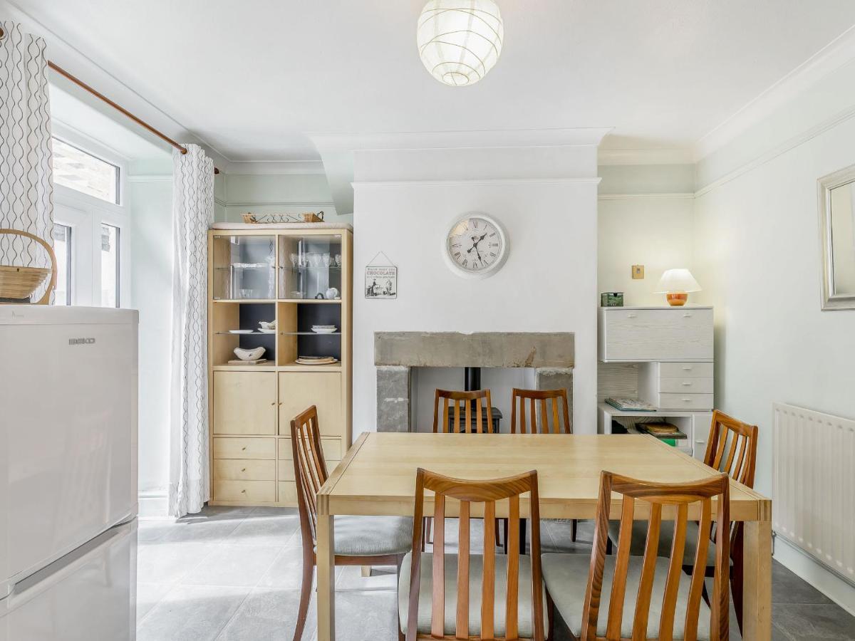 Rosskeen Villa Tideswell Ngoại thất bức ảnh