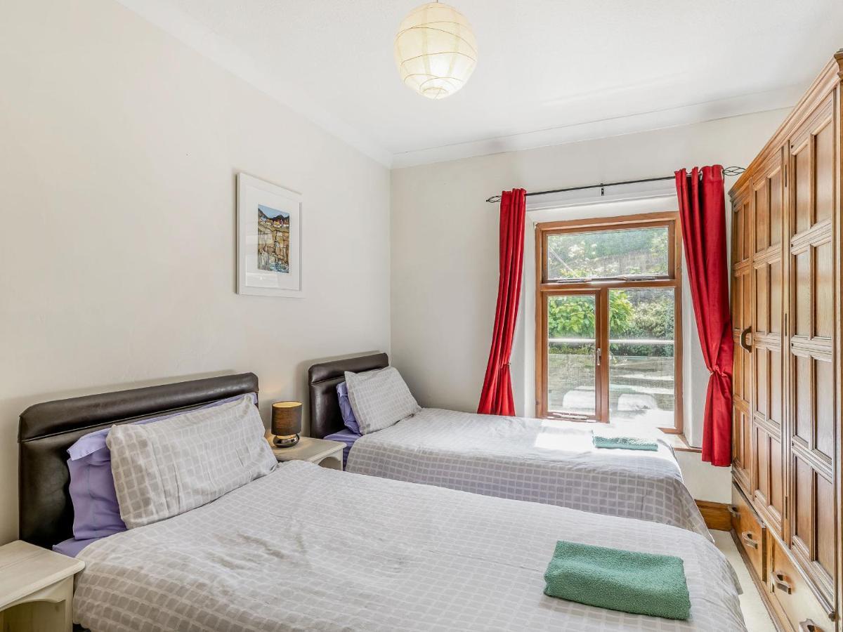 Rosskeen Villa Tideswell Ngoại thất bức ảnh