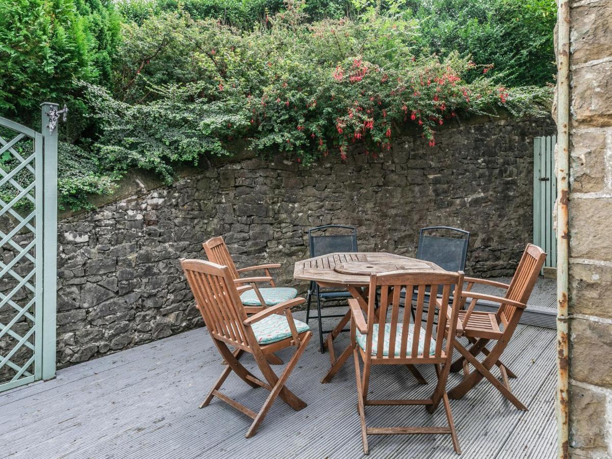 Rosskeen Villa Tideswell Ngoại thất bức ảnh